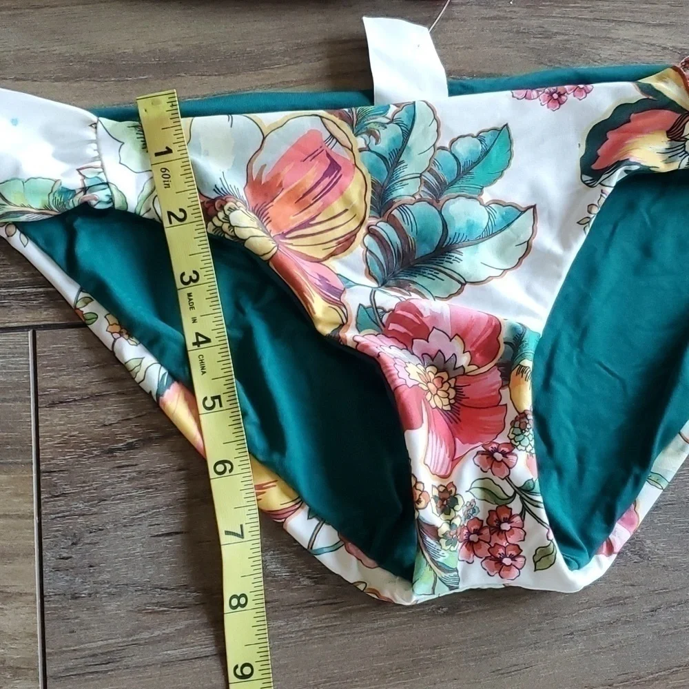 NEW Becca Womens Emma Top+Bottom Swim Bikini sz M
